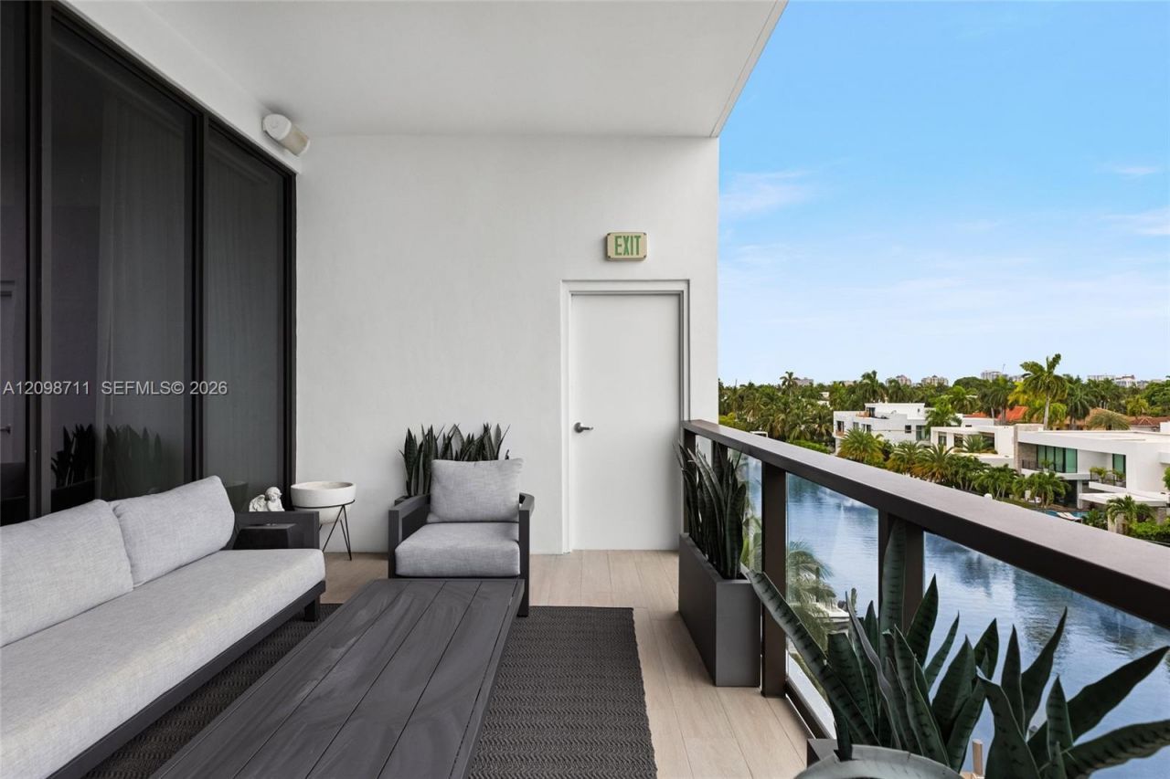 30 Isle Of Venice Dr , Unit PH3, Fort Lauderdale, FL 33301 Photo