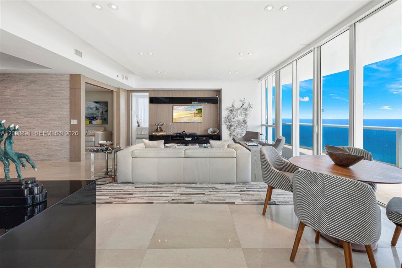 15901 Collins Ave , Unit 2801, Sunny Isles Beach, FL 33160 Photo