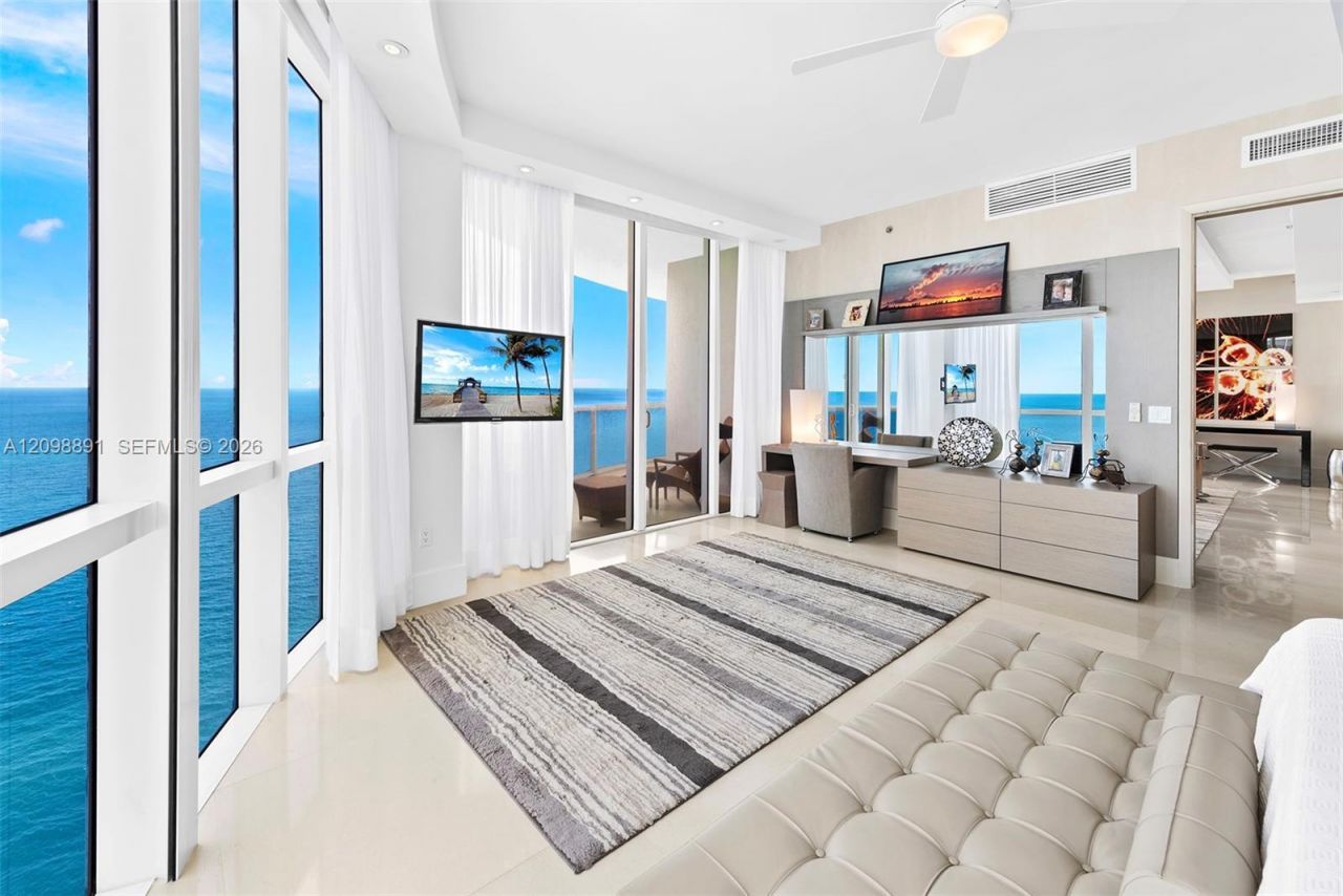 15901 Collins Ave , Unit 2801, Sunny Isles Beach, FL 33160 Photo