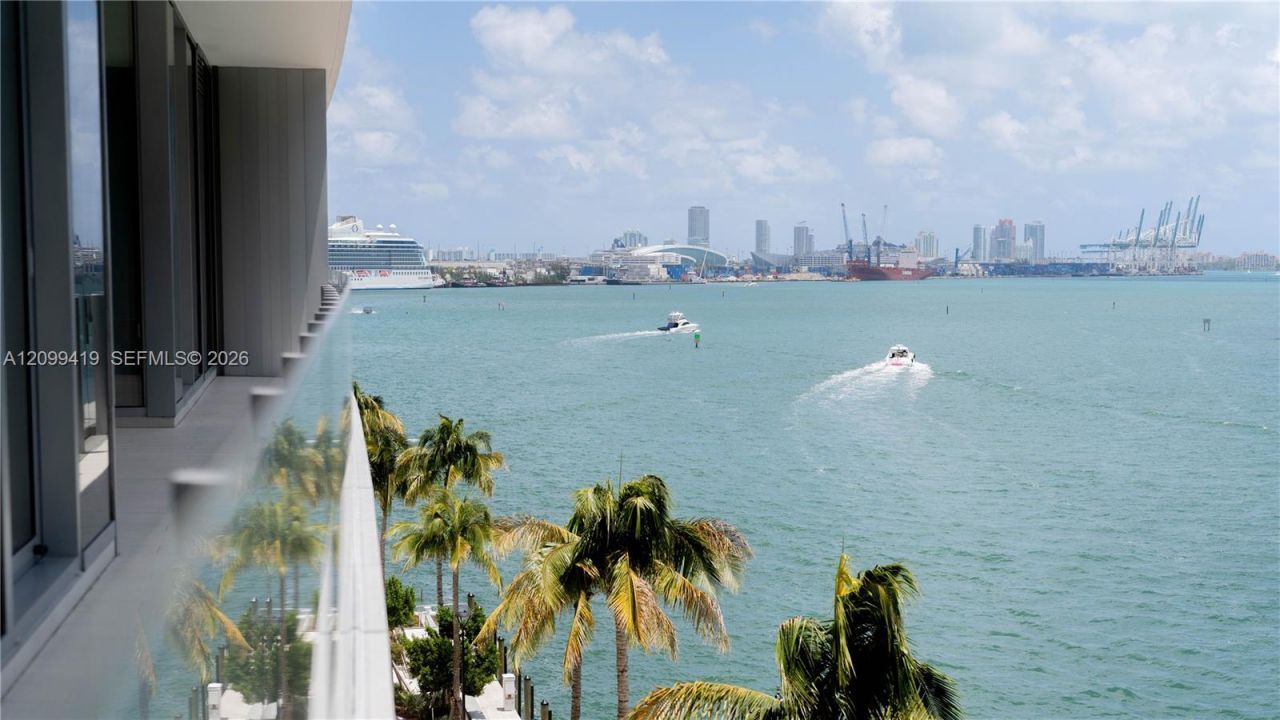 300 Biscayne Boulevard Way , Unit 503C, Miami, FL 33131 Photo