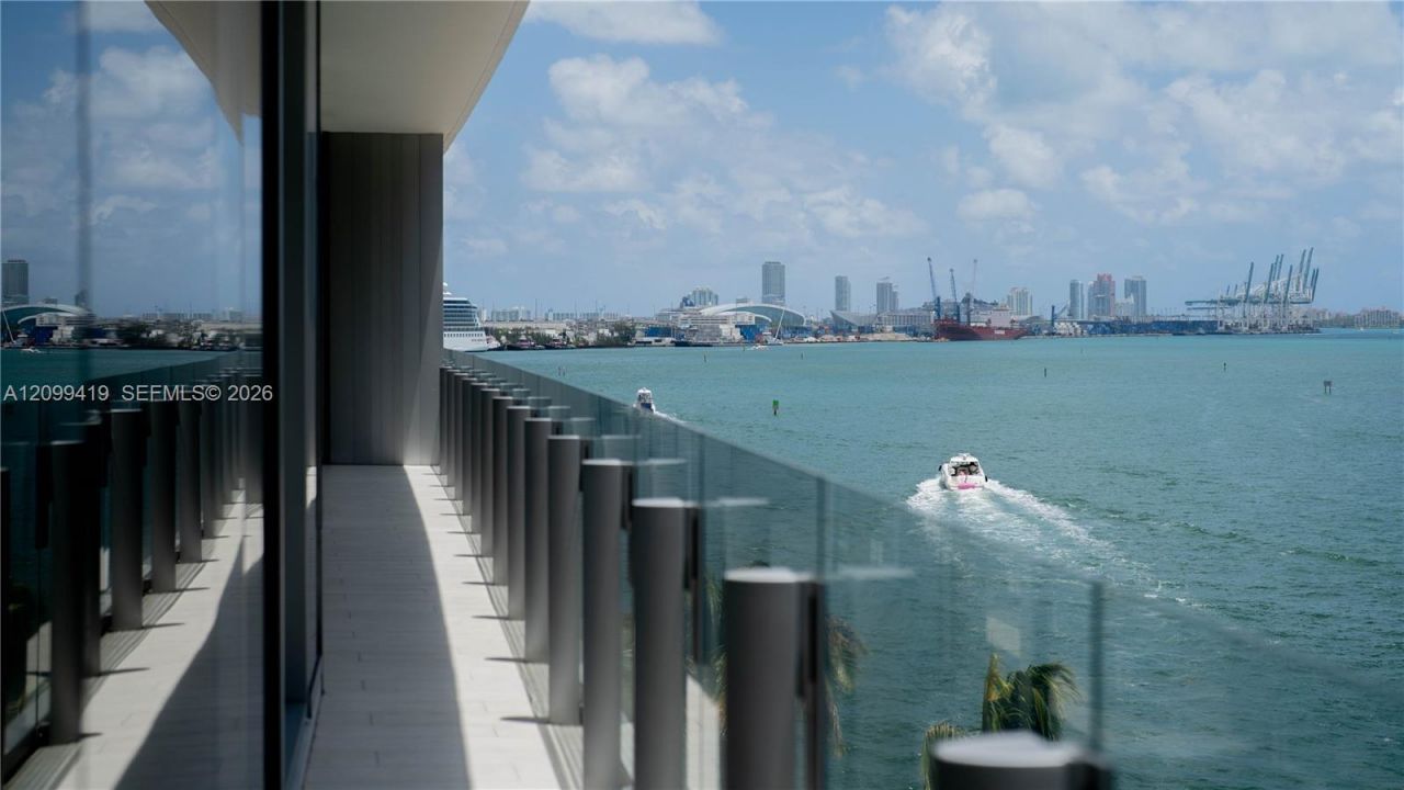 300 Biscayne Boulevard Way , Unit 503C, Miami, FL 33131 Photo