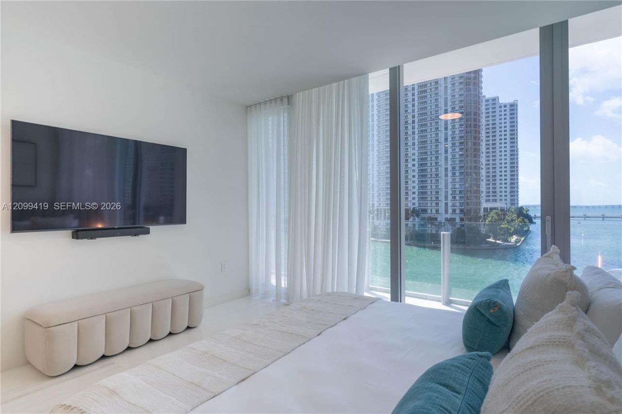300 Biscayne Boulevard Way , Unit 503C, Miami, FL 33131 Photo