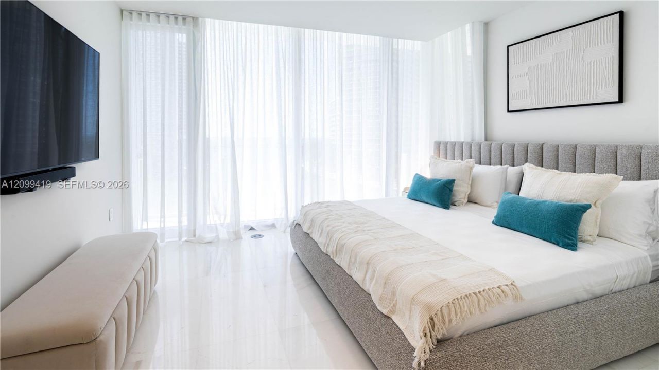 300 Biscayne Boulevard Way , Unit 503C, Miami, FL 33131 Photo