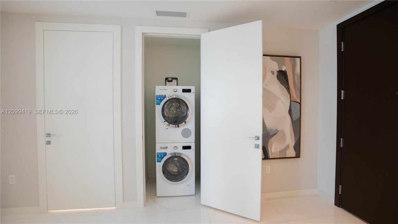 300 Biscayne Boulevard Way , Unit 503C, Miami, FL 33131 Photo