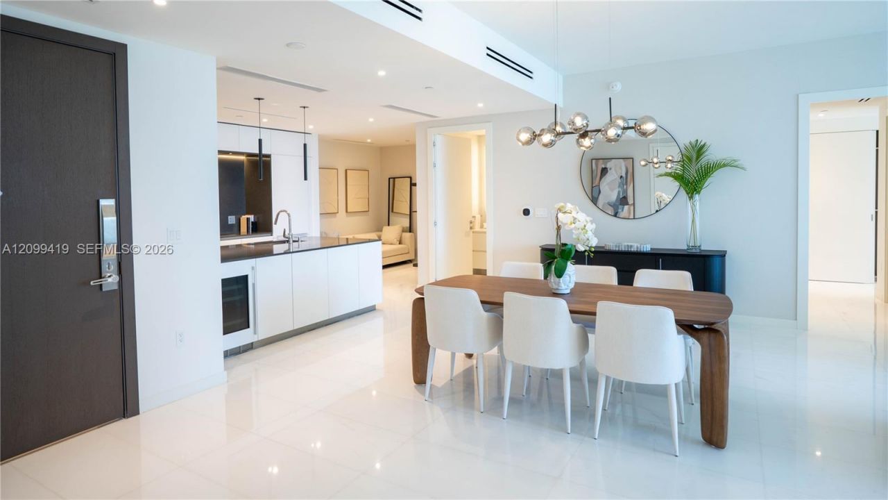 300 Biscayne Boulevard Way , Unit 503C, Miami, FL 33131 Photo