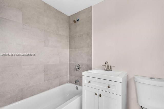 1165 Marseille Dr , Unit 20, Miami Beach, FL 33141 Photo