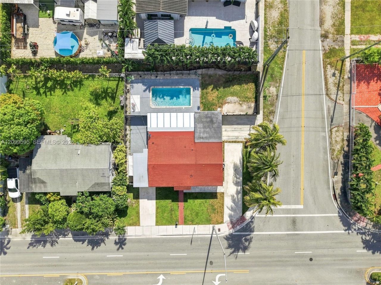 4041 W 8th Ave, Hialeah, FL 33012 Photo