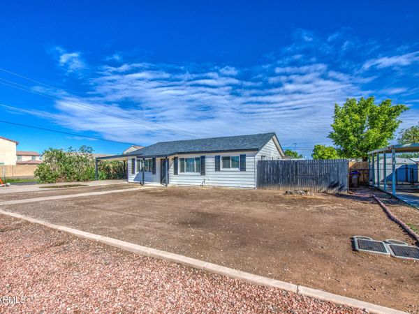680 W RAYMOND Street, Coolidge, AZ 85128
