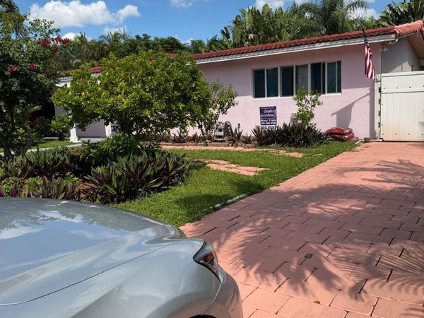 2349 NE 9TH Street, Pompano Beach, FL 33062