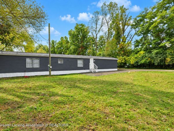 15401 Comdon Road, Albion, MI 49224