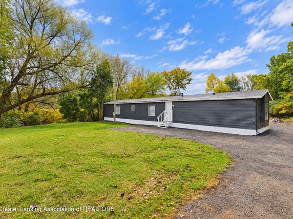 15401 Comdon Road, Albion, MI 49224
