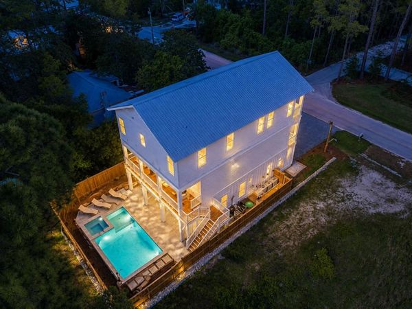 279 E Seahorse Circle, Santa Rosa Beach, FL 32459