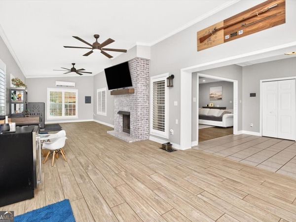 211 White Columns Drive, Kathleen, GA 31047