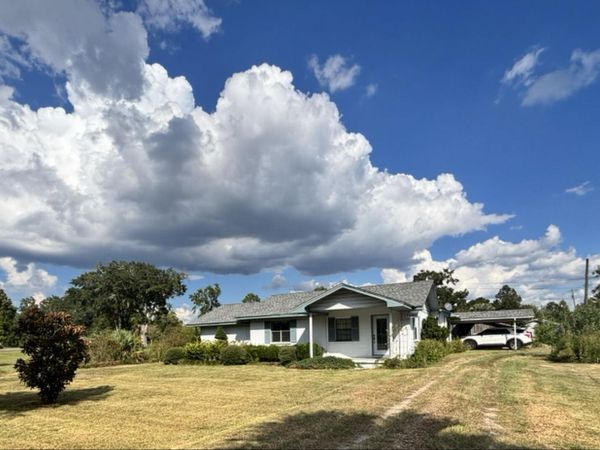 17595 NE Pear Street, Blountstown, FL 32424