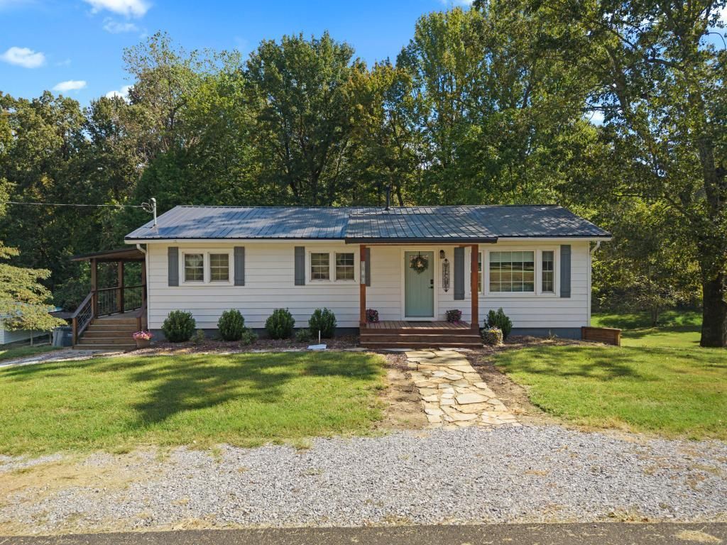 187 Meadowlark Lane, Grand Rivers, KY 42045 Main Photo