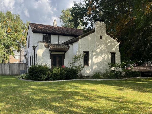 2304 Drummond Road , Toledo, OH 43606