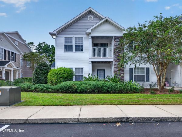 575 OAKLEAF PLANTATION Parkway, Unit 701, Orange Park, FL 32065