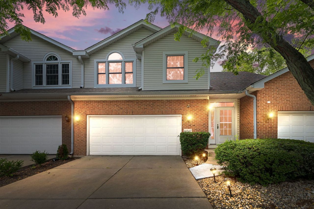14547 Club Circle Drive, Oak Forest, IL 60452 Main Photo