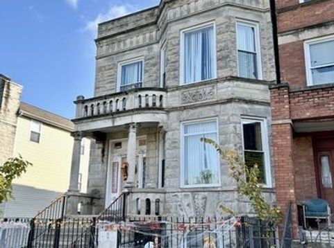 Main Photo