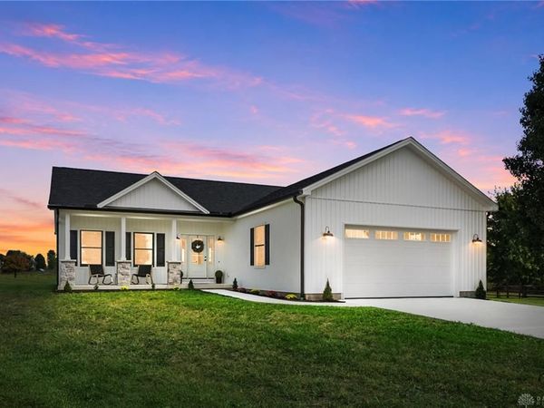 199 Knolls Dr, Wilmington, OH 45177