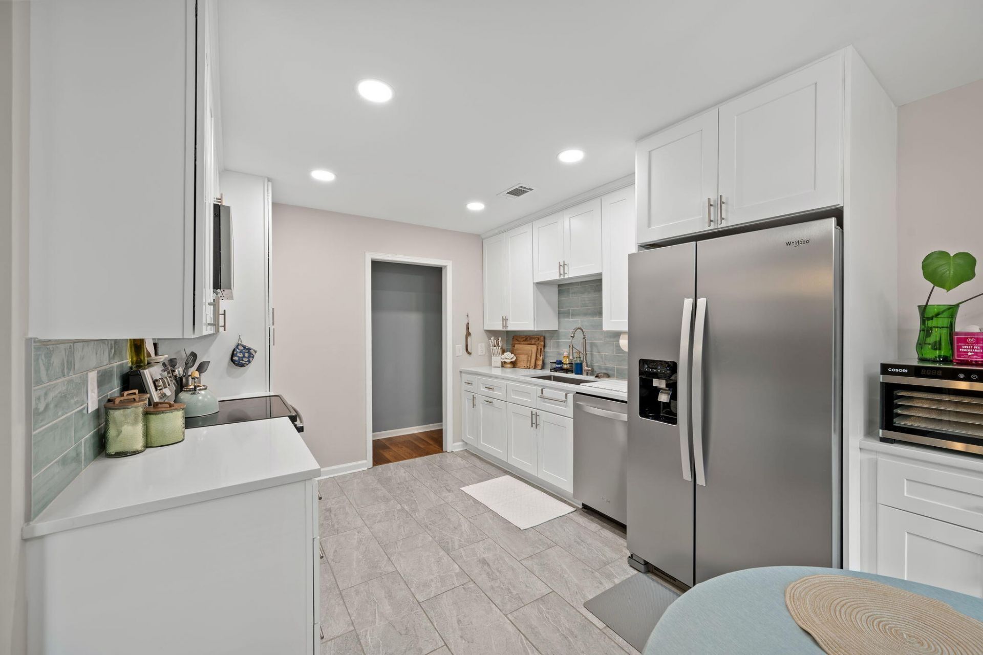 113 Nathan Road Photo 11