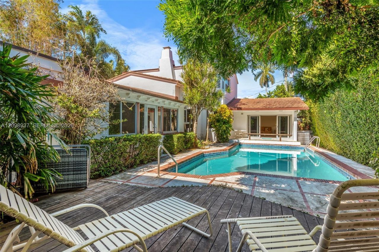 6415 Pine Tree Drive Cir, Miami Beach, FL 33141 Photo