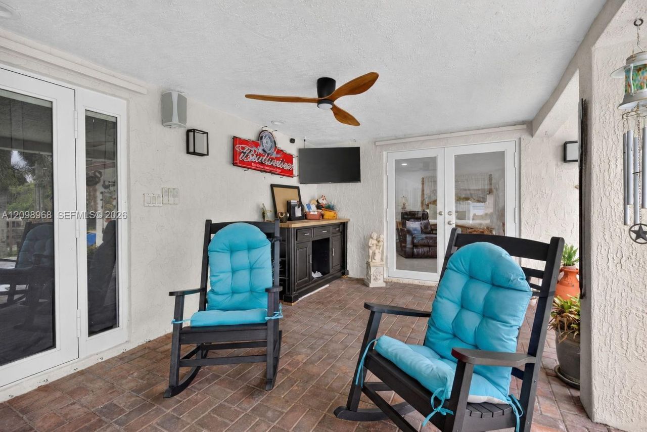 16110 Stirling Rd, Southwest Ranches, FL 33331 Photo