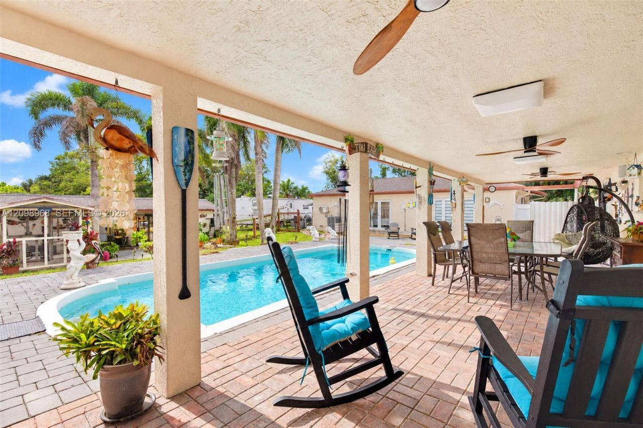 16110 Stirling Rd, Southwest Ranches, FL 33331 Photo