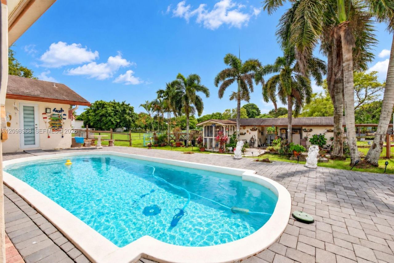 16110 Stirling Rd, Southwest Ranches, FL 33331 Photo