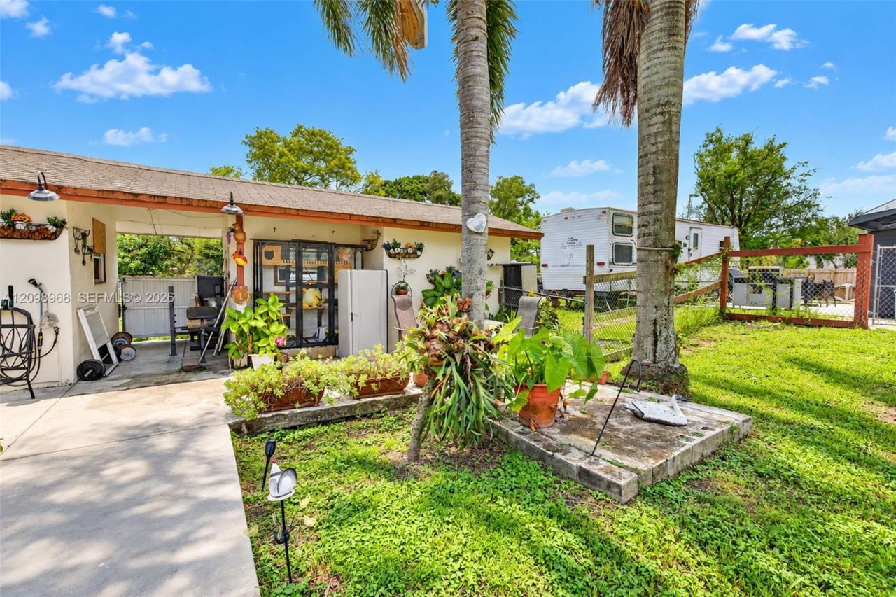 16110 Stirling Rd, Southwest Ranches, FL 33331 Photo