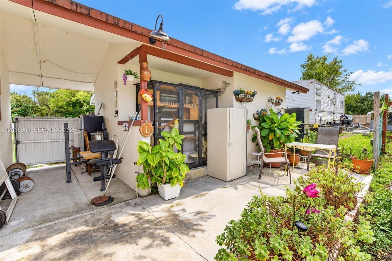 16110 Stirling Rd, Southwest Ranches, FL 33331 Photo