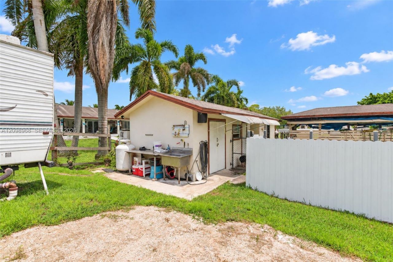 16110 Stirling Rd , Southwest Ranches, FL 33331 Photo