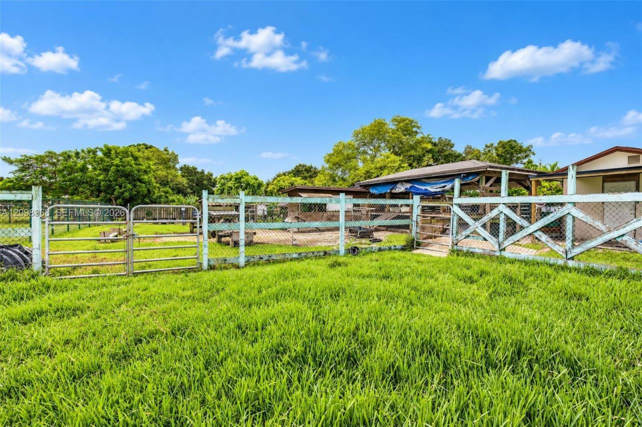 16110 Stirling Rd , Southwest Ranches, FL 33331 Photo