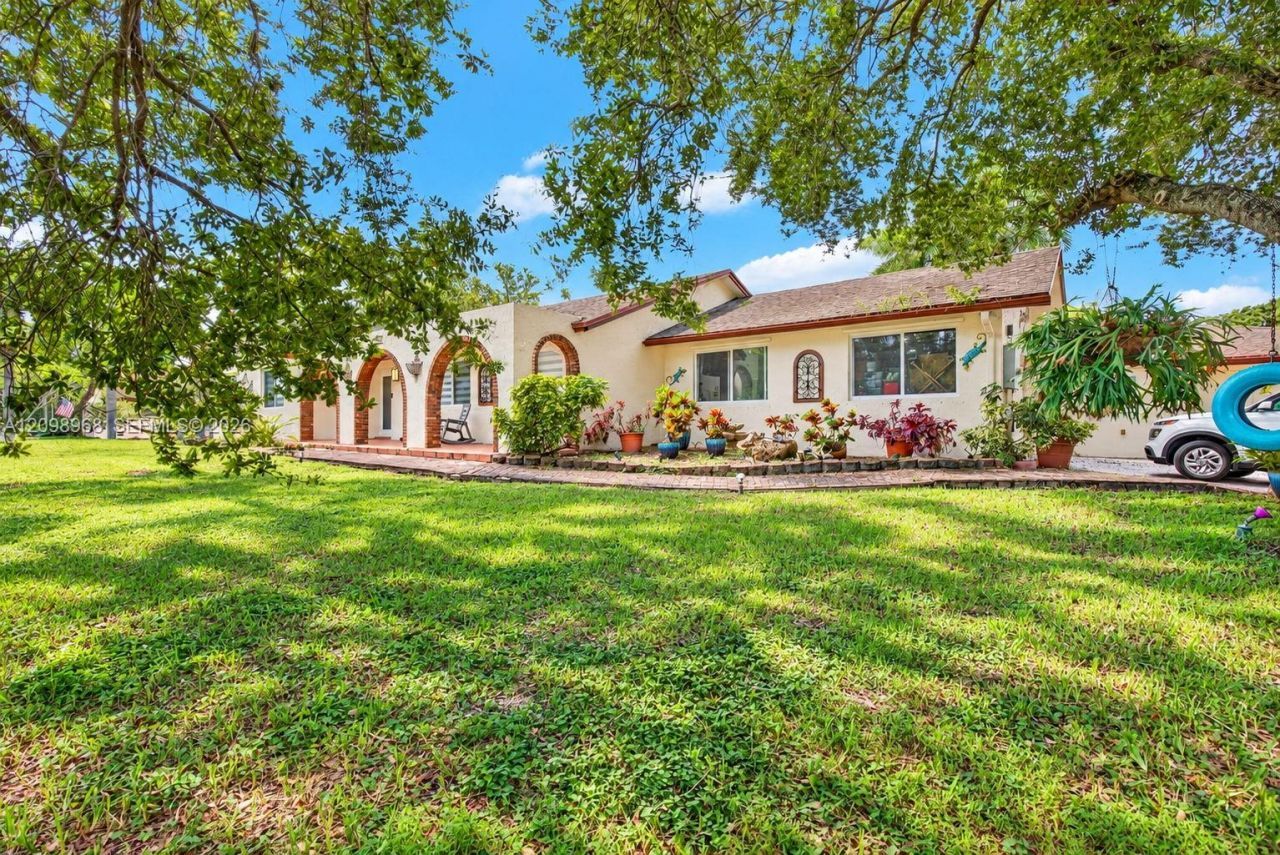 16110 Stirling Rd , Southwest Ranches, FL 33331 Photo