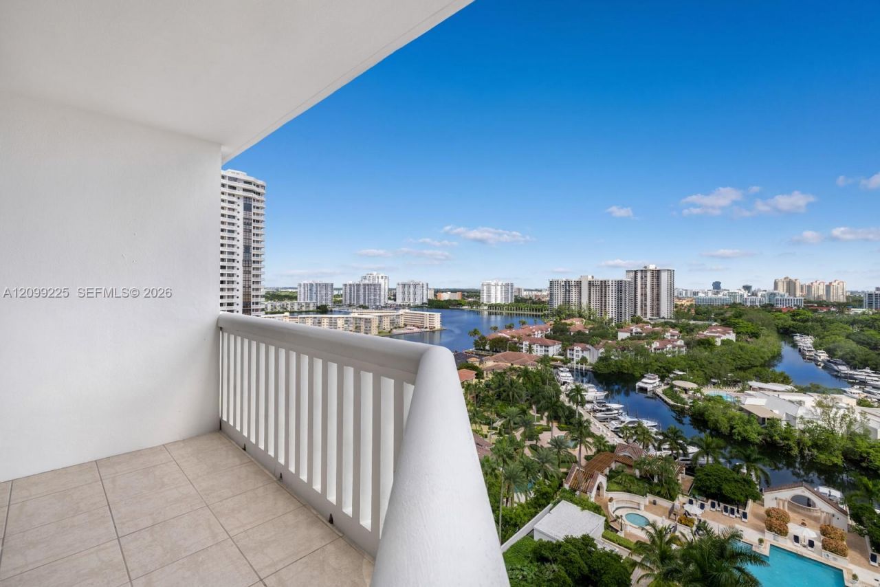 2000 Island Blvd , Unit 1710, Aventura, FL 33160 Photo