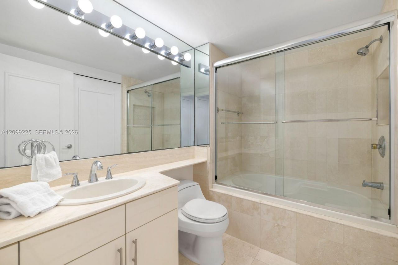 2000 Island Blvd , Unit 1710, Aventura, FL 33160 Photo