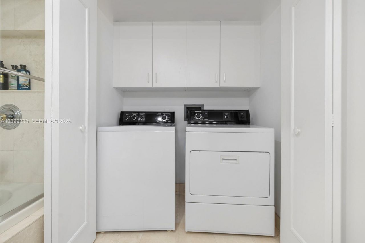 2000 Island Blvd , Unit 1710, Aventura, FL 33160 Photo