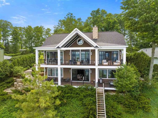 5901 Cincinnati Point Trail, Petoskey, MI 49770