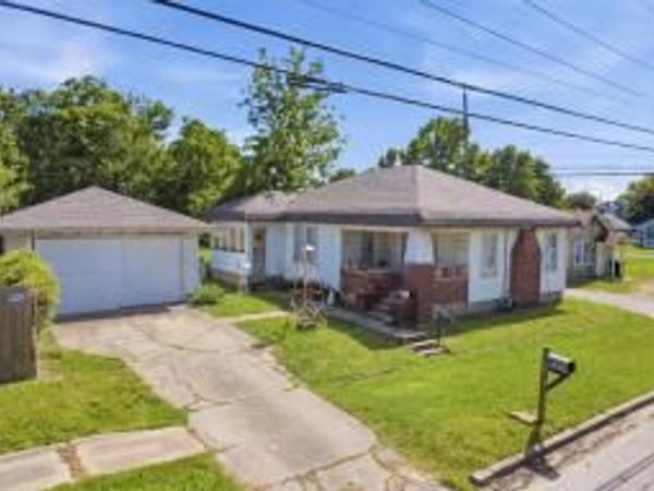 1115 E 4th Street , Bartlesville, OK 74003