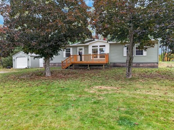509 Riverside Drive , Eddington, ME 04428