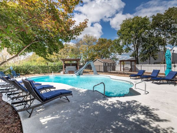 1109 Silver Meadow Dr , Lebanon, TN 37090