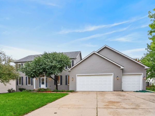 3502 Valley View Road, Ames, IA 50014