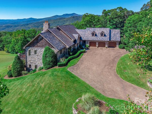 733 Dogwood Lane , Blowing Rock, NC 28605