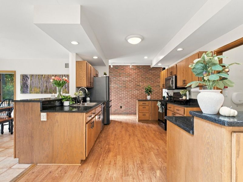 7077 Duncans Glen Drive , Westerville, OH 43082 Photo 17