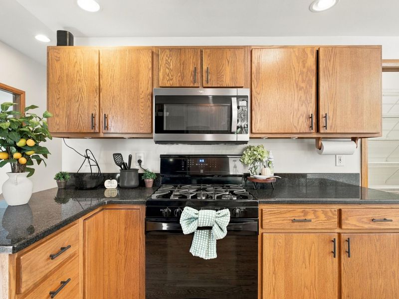 7077 Duncans Glen Drive , Westerville, OH 43082 Photo 19