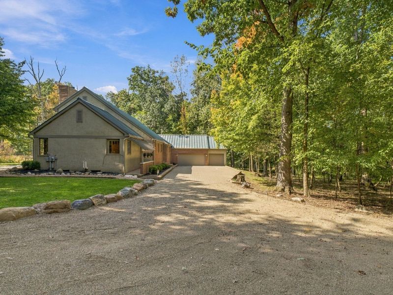 7077 Duncans Glen Drive , Westerville, OH 43082 Photo 3