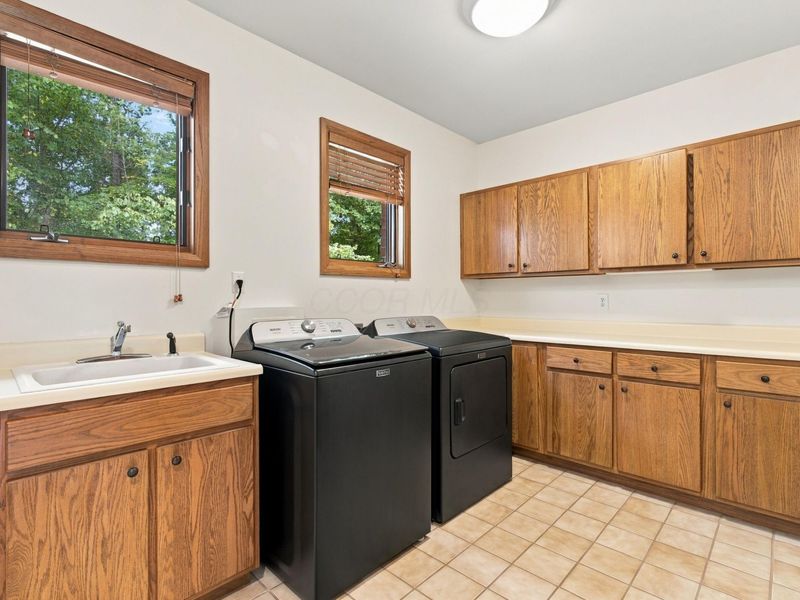 7077 Duncans Glen Drive , Westerville, OH 43082 Photo 36
