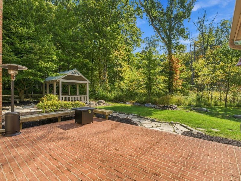 7077 Duncans Glen Drive , Westerville, OH 43082 Photo 54