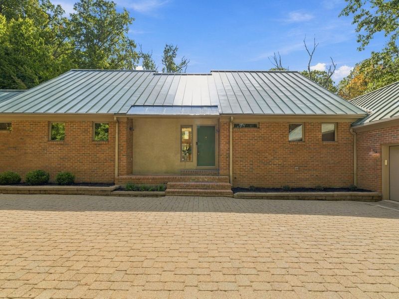 7077 Duncans Glen Drive , Westerville, OH 43082 Photo 6