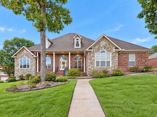 128 Osage Drive, Maumelle, AR 72113